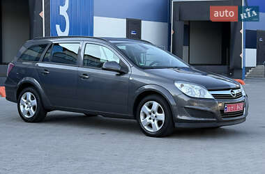 Opel Astra 2010