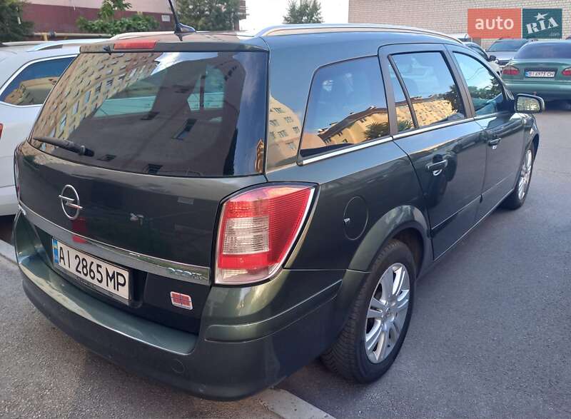 Универсал Opel Astra 2009 в Софиевской Борщаговке