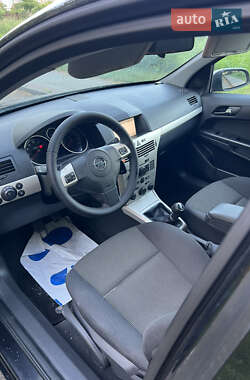 Универсал Opel Astra 2008 в 