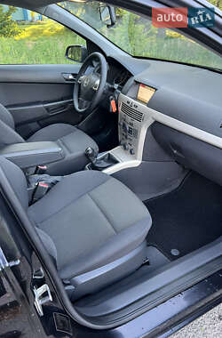 Универсал Opel Astra 2008 в 