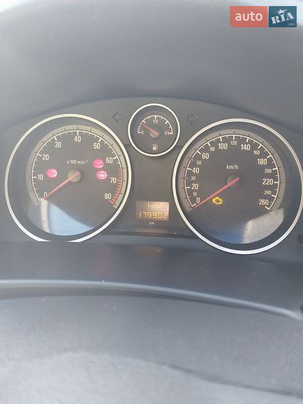 Універсал Opel Astra 2007 в Тернополі