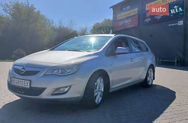 Универсал Opel Astra 2010 в Тернополе