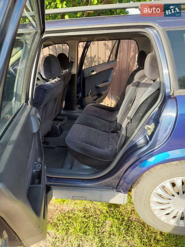 Универсал Opel Astra 2001 в Вышгороде