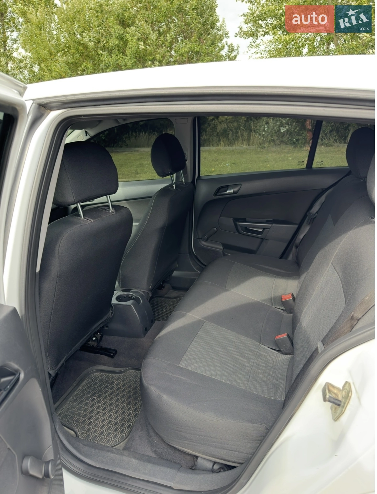 2011 Opel Astra - мініатюра 10