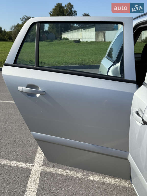 Универсал Opel Astra 2009 в Хмельнике