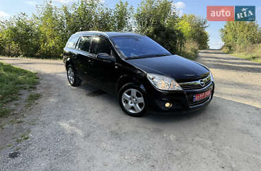 Универсал Opel Astra 2007 в Ровно