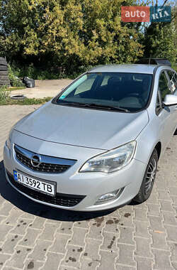 Opel Astra 2010