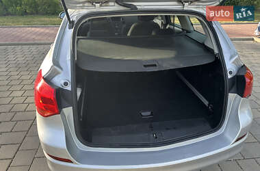 Универсал Opel Astra 2010 в 