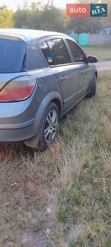 Хетчбек Opel Astra 2006 в Валках фото 10 Хетчбек Opel Astra 2006 в Валках