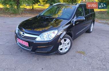 Універсал Opel Astra 2009 в Чернігові