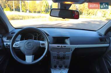 Универсал Opel Astra 2009 в 