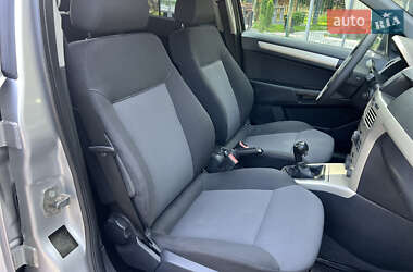Универсал Opel Astra 2008 в 