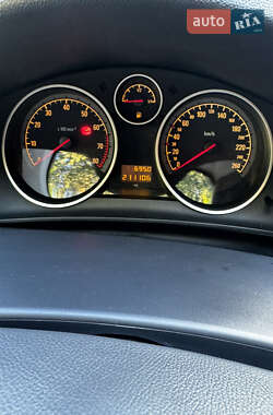 Хэтчбек Opel Astra 2006 в 