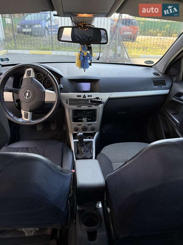 Универсал Opel Astra 2008 в Киеве