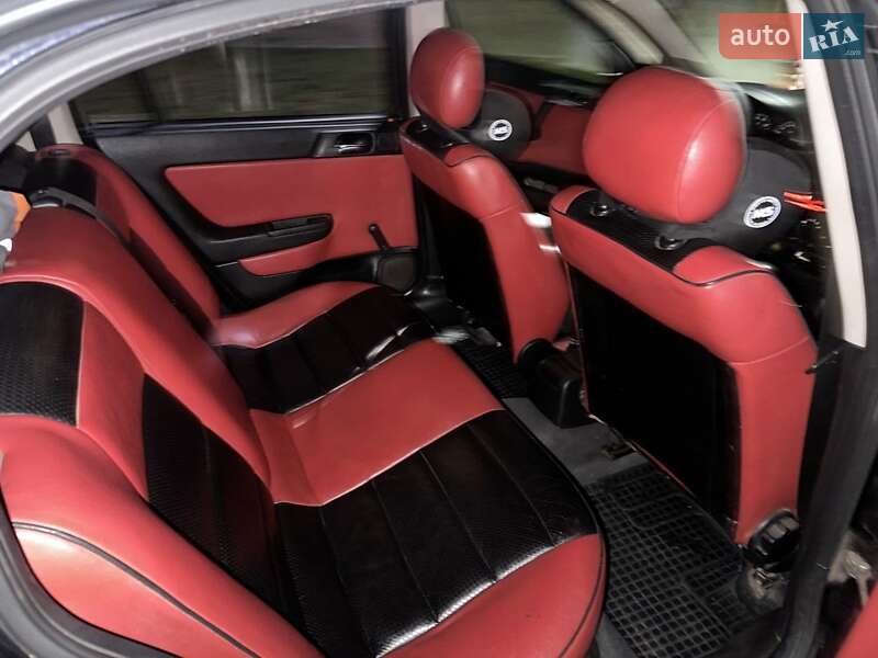 Хетчбек Opel Astra 2004 в Козятині