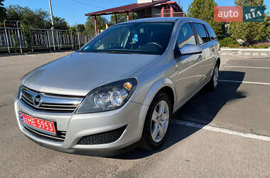 Opel Astra 2010