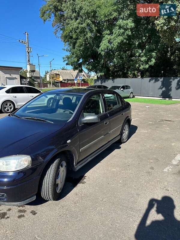 Хэтчбек Opel Astra 2003 в Броварах