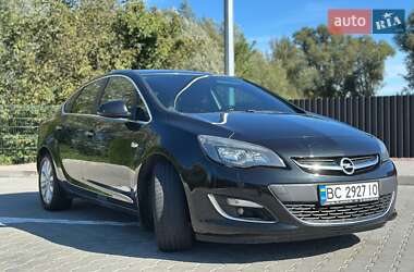Седан Opel Astra 2012 в 