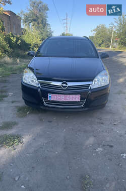 Універсал Opel Astra 2009 в Миколаєві