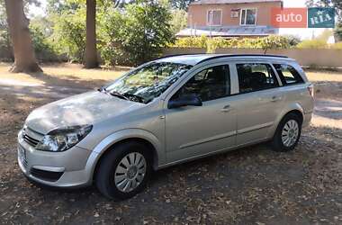 Універсал Opel Astra 2005 в 