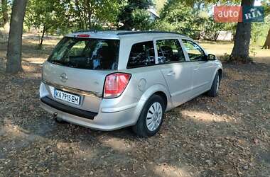 Універсал Opel Astra 2005 в 