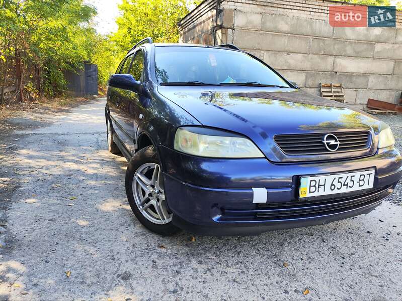 Универсал Opel Astra 2002 в Арцизе