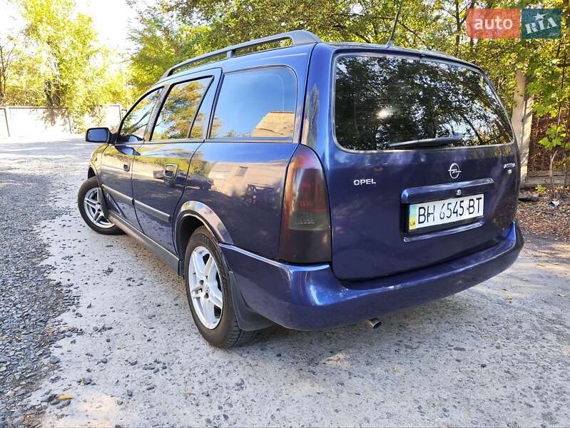 Универсал Opel Astra 2002 в Арцизе