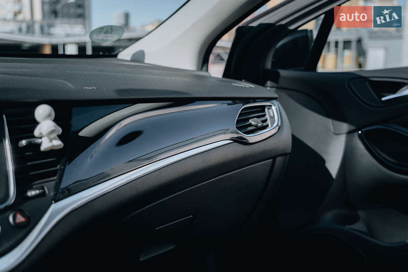 Универсал Opel Astra 2018 в Киеве фото 44 Универсал Opel Astra 2018 в Киеве