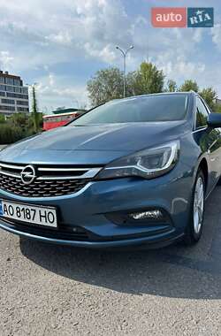 Універсал Opel Astra 2016 в Ужгороді