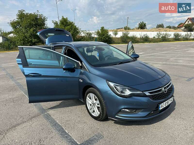Универсал Opel Astra 2016 в Ужгороде