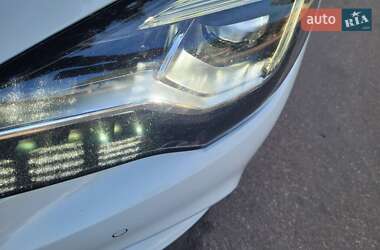 Універсал Opel Astra 2018 в Житомирі