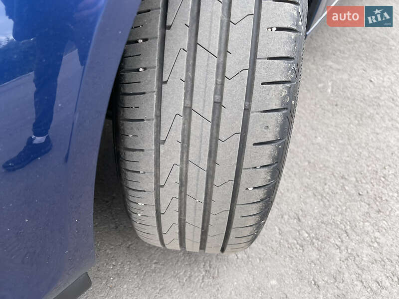 Универсал Opel Astra 2010 в Ровно