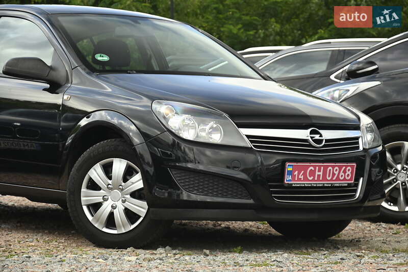 Хэтчбек Opel Astra 2009 в Бердичеве
