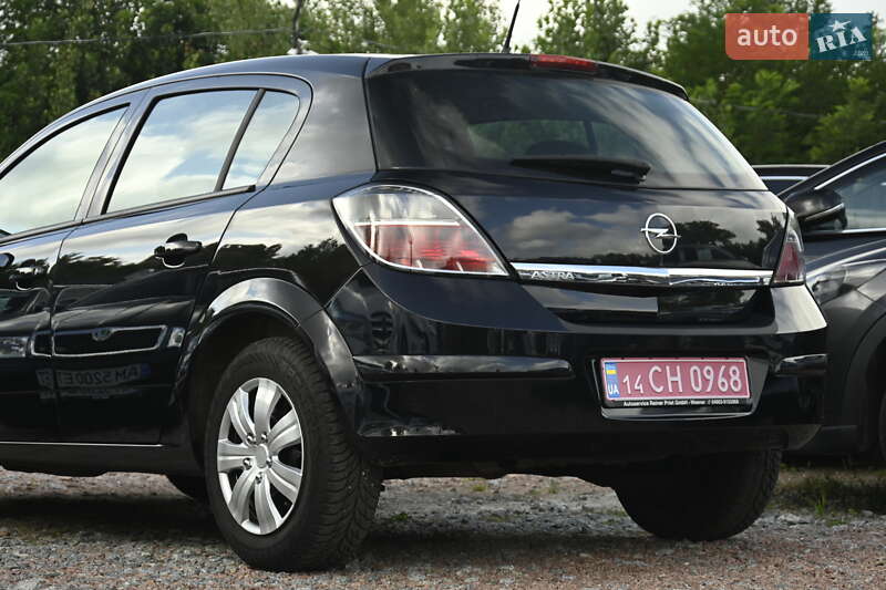 Хэтчбек Opel Astra 2009 в Бердичеве