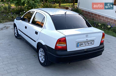 Седан Opel Astra 2000 в 
