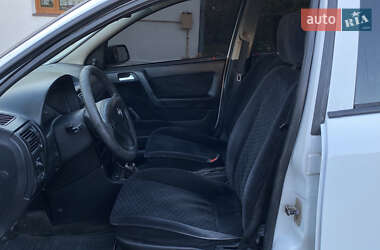 Седан Opel Astra 2000 в 