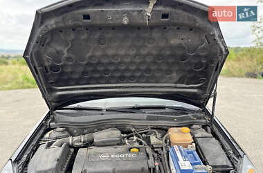 Универсал Opel Astra 2006 в 