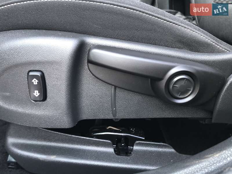 Универсал Opel Astra 2019 в Теофиполе