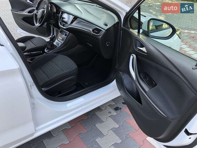 Универсал Opel Astra 2019 в Теофиполе