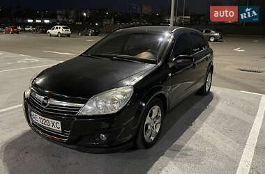 Хэтчбек Opel Astra 2008 в Кривом Роге