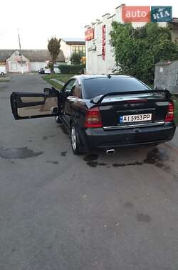 Купе Opel Astra 2001 в 
