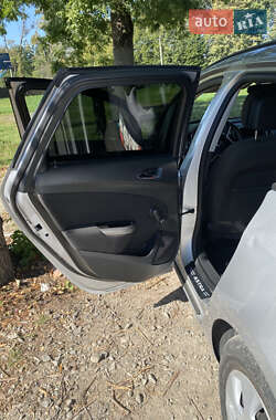 Универсал Opel Astra 2012 в 