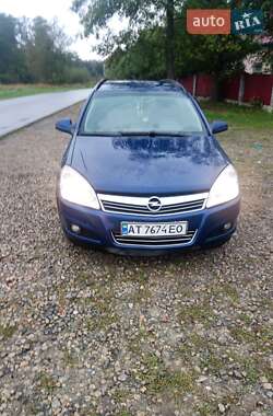 Универсал Opel Astra 2009 в Ивано-Франковске