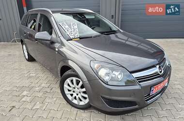 Универсал Opel Astra 2010 в Ковеле