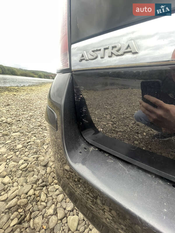 Универсал Opel Astra 2008 в Ивано-Франковске