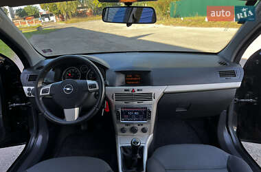 Универсал Opel Astra 2007 в 