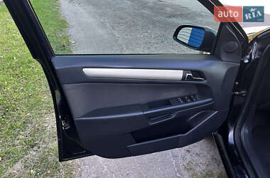 Универсал Opel Astra 2007 в 