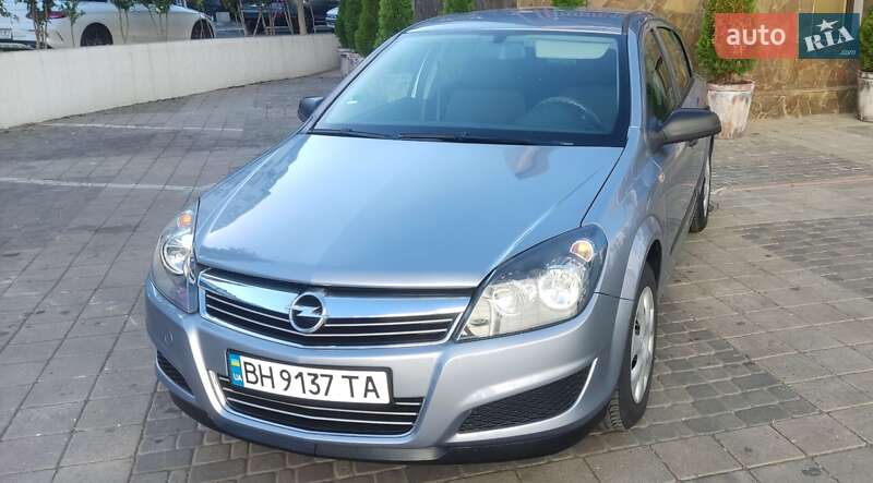 Opel Astra 2009