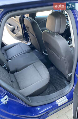 Универсал Opel Astra 2011 в 