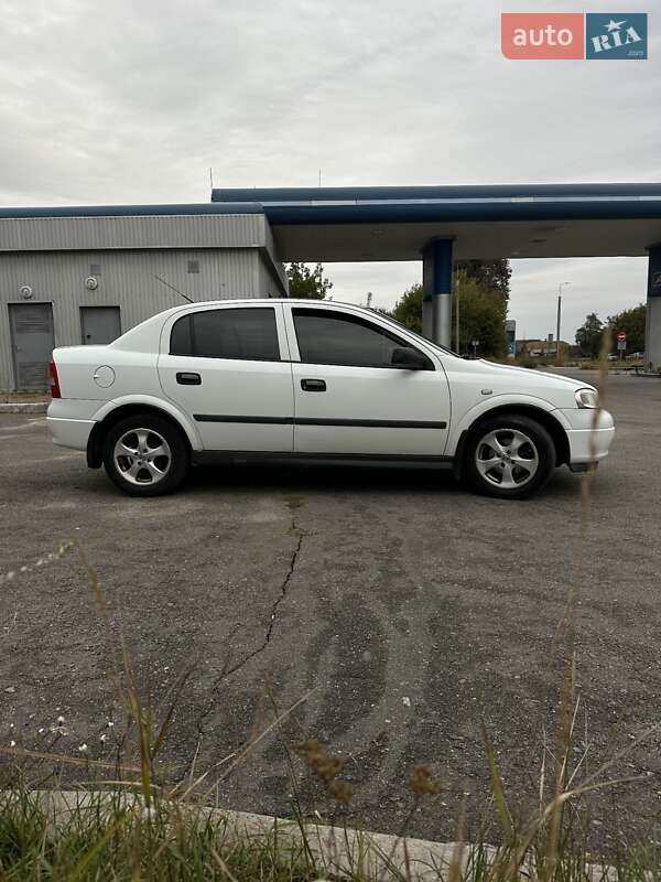 Седан Opel Astra 2007 в Бердичеве